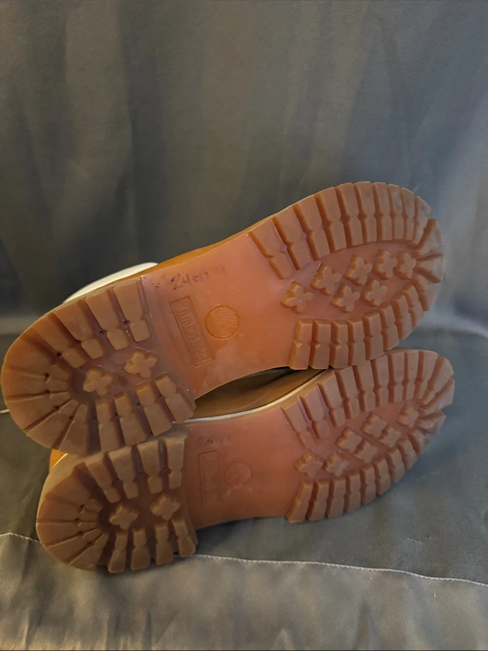 Timberland 6 inch Premium Wheat Boots with White Collar